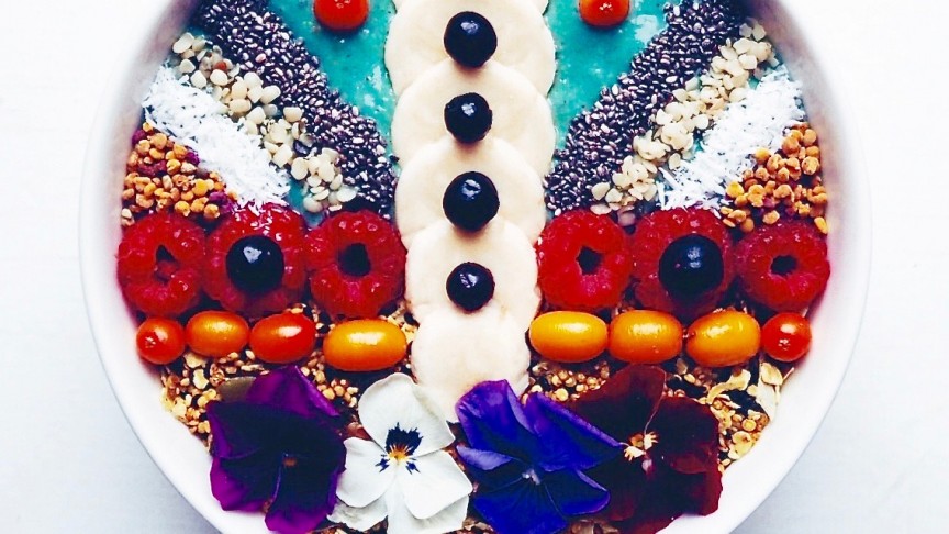 How To Construct The Perfect Smoothie Bowl
