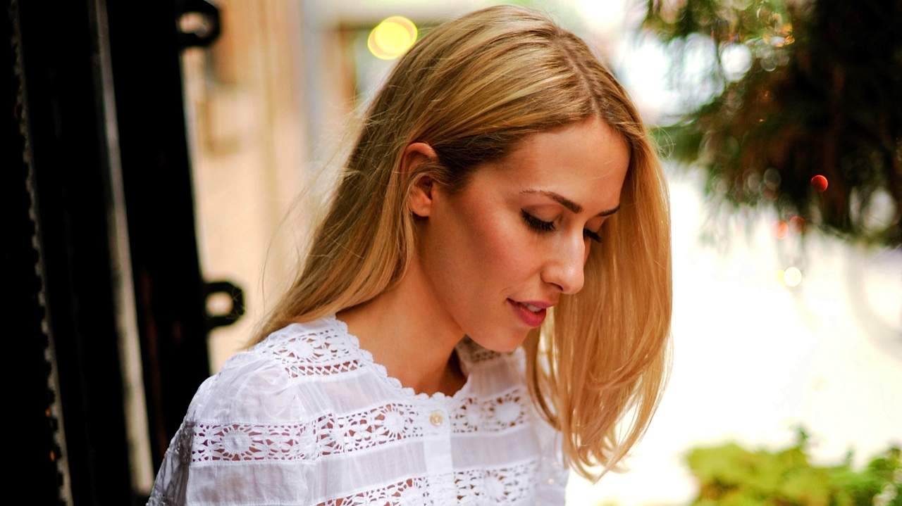 NADIA JOSSE + BEAUTY + GLOW GIRL + LOUIS VUITTON + GLOW GIRL + PARIS