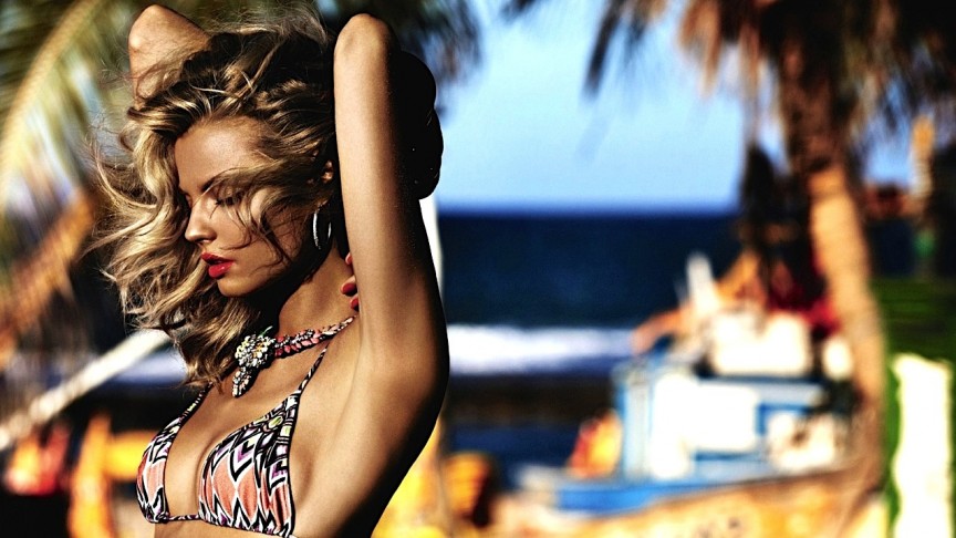 The Oxybenzone-Free Sunscreen Guide: The 6 Safest (and chicest!) SPFs